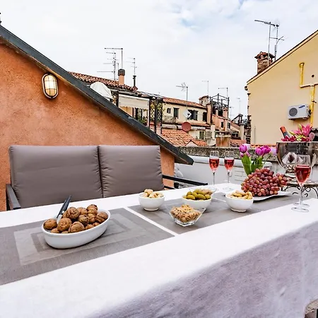 Ca' Teresa Terrace Appartamento *